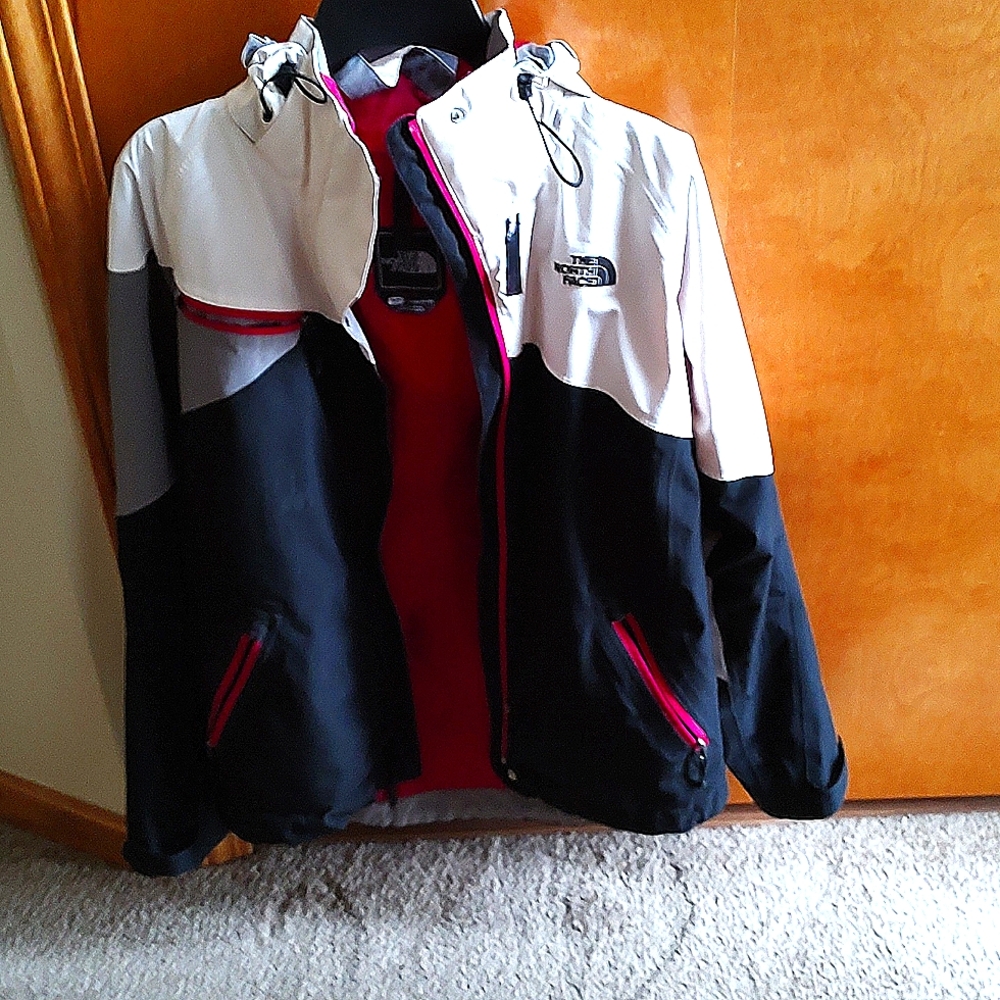 Women's north face jacket